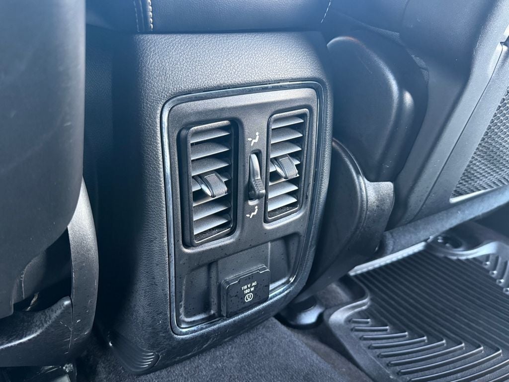 2017 Jeep Grand Cherokee Altitude