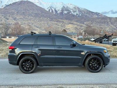 2017 Jeep Grand Cherokee Altitude