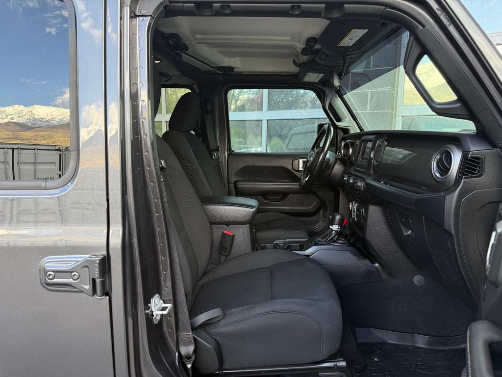 2020 Jeep Gladiator Overland
