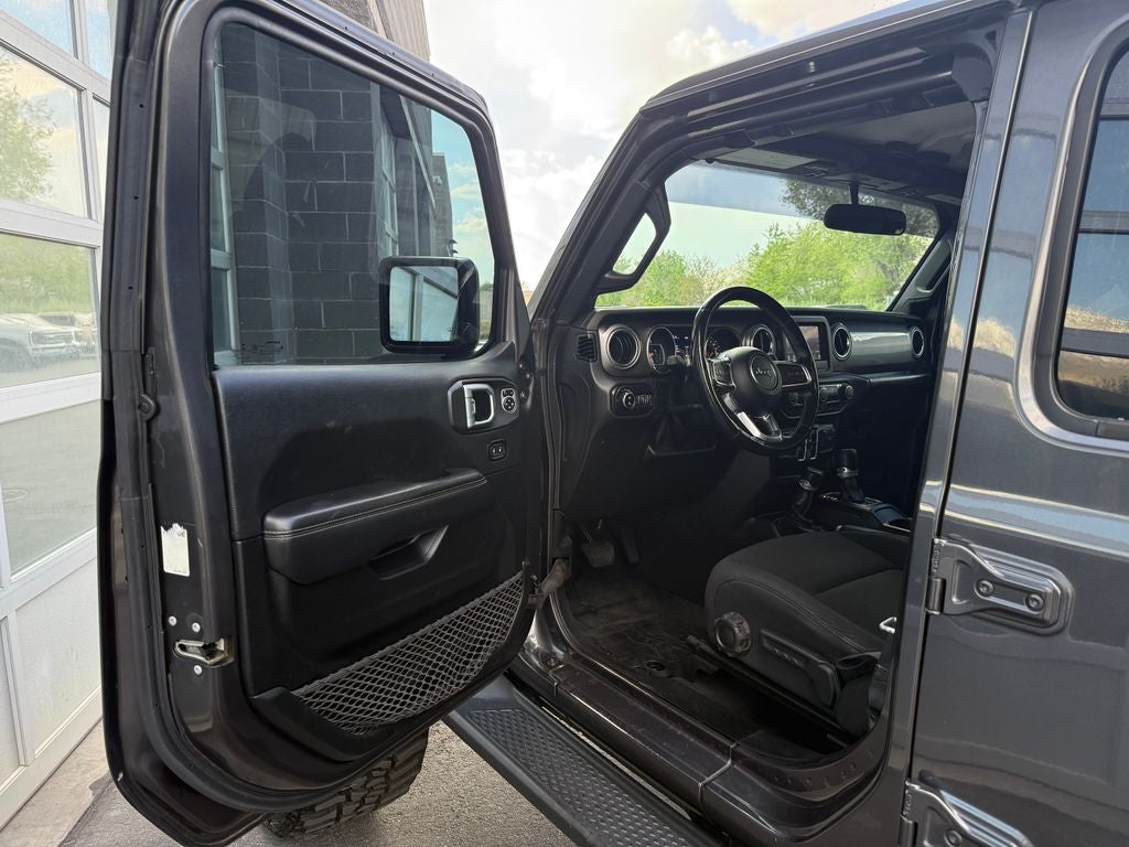 2020 Jeep Gladiator Overland