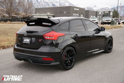 2018 Ford Focus ST