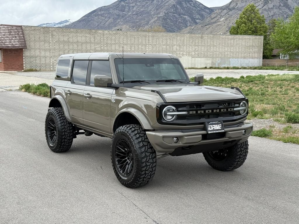 2025 Ford Bronco Outer Banks