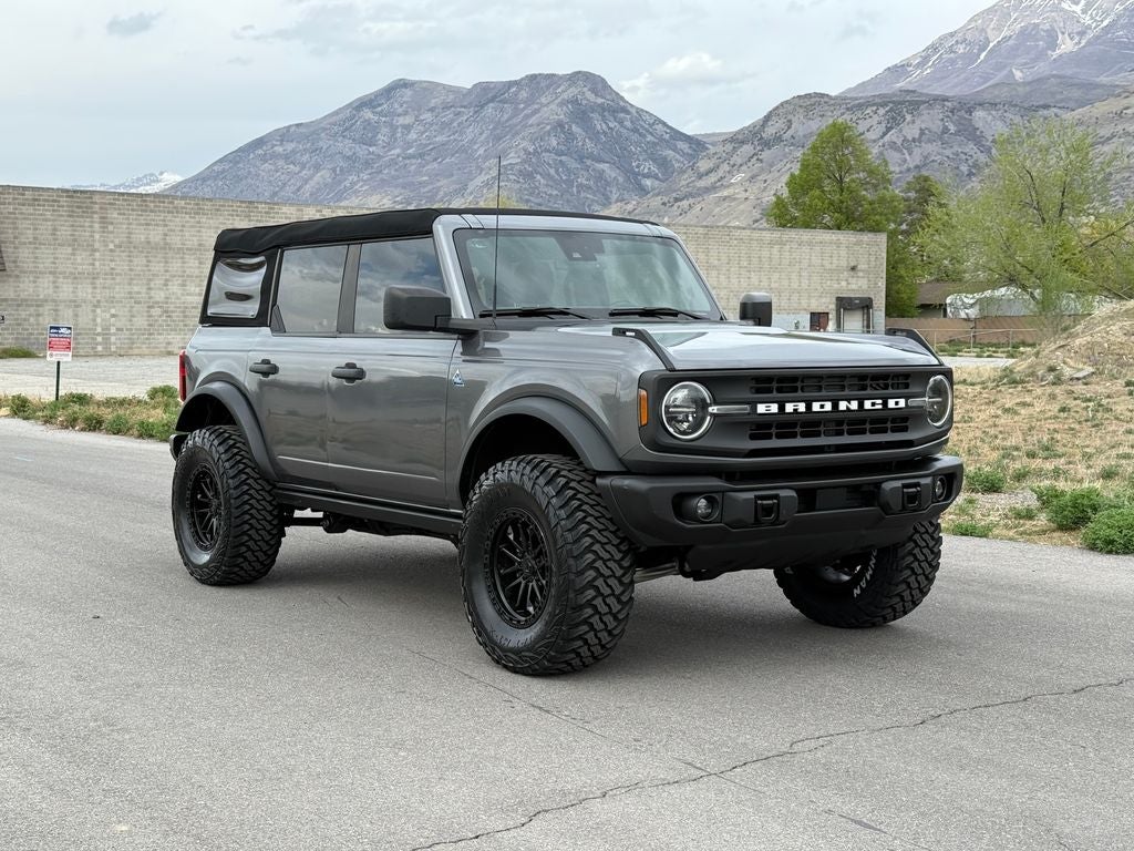 2023 Ford Bronco Black Diamond