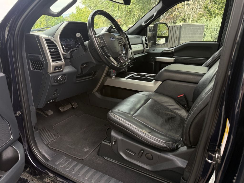 2022 Ford F-250SD Lariat