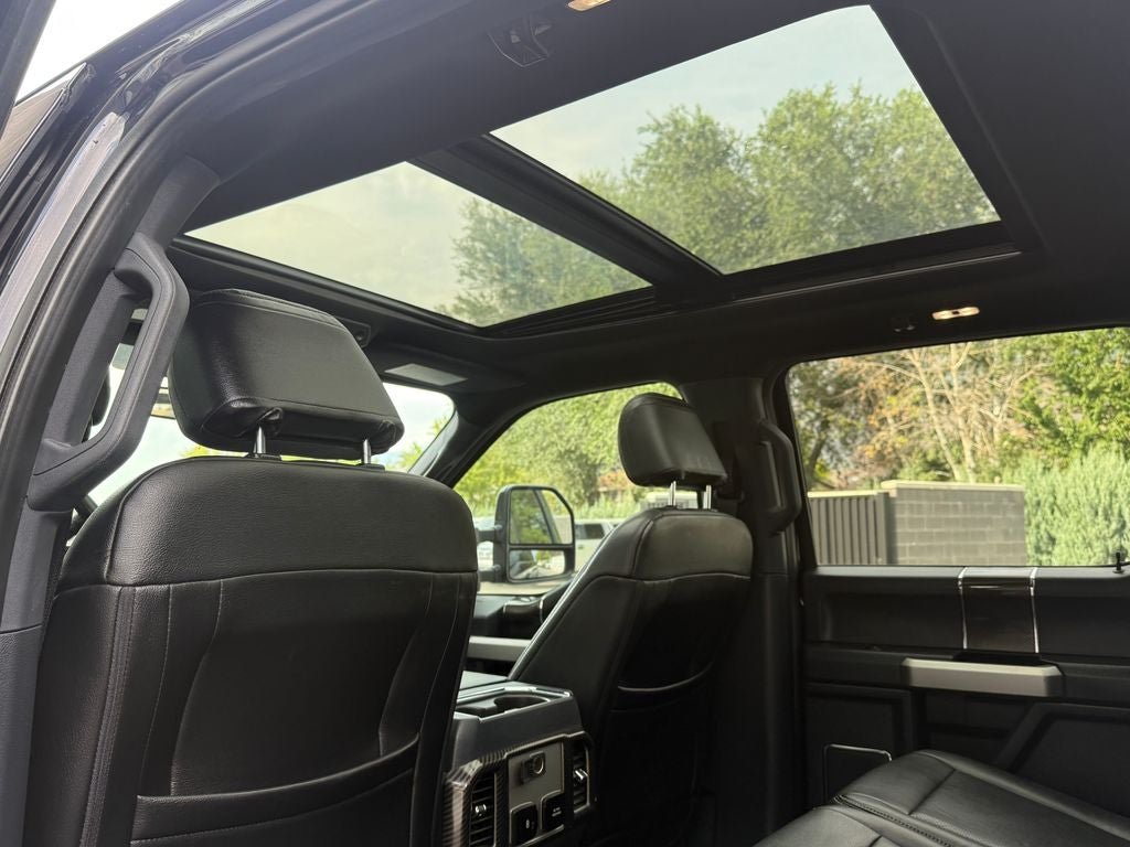 2022 Ford F-250SD Lariat