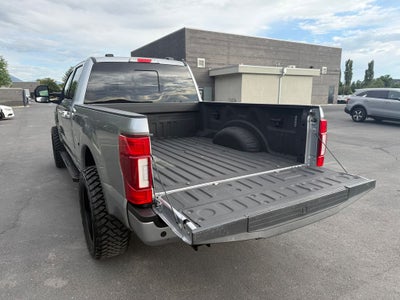 2022 Ford F-250SD Lariat