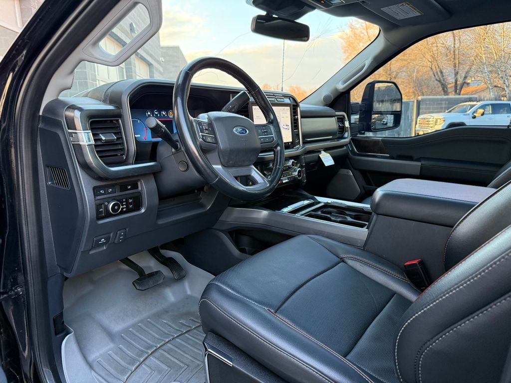 2023 Ford F-250SD Lariat