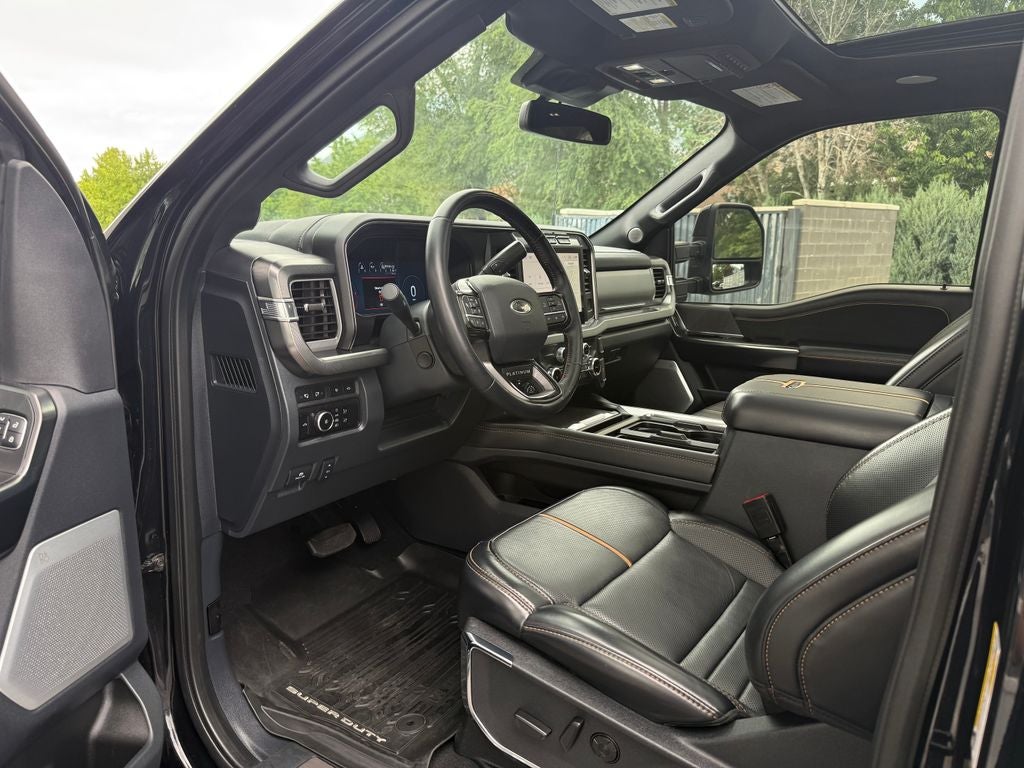 2024 Ford F-350SD Platinum