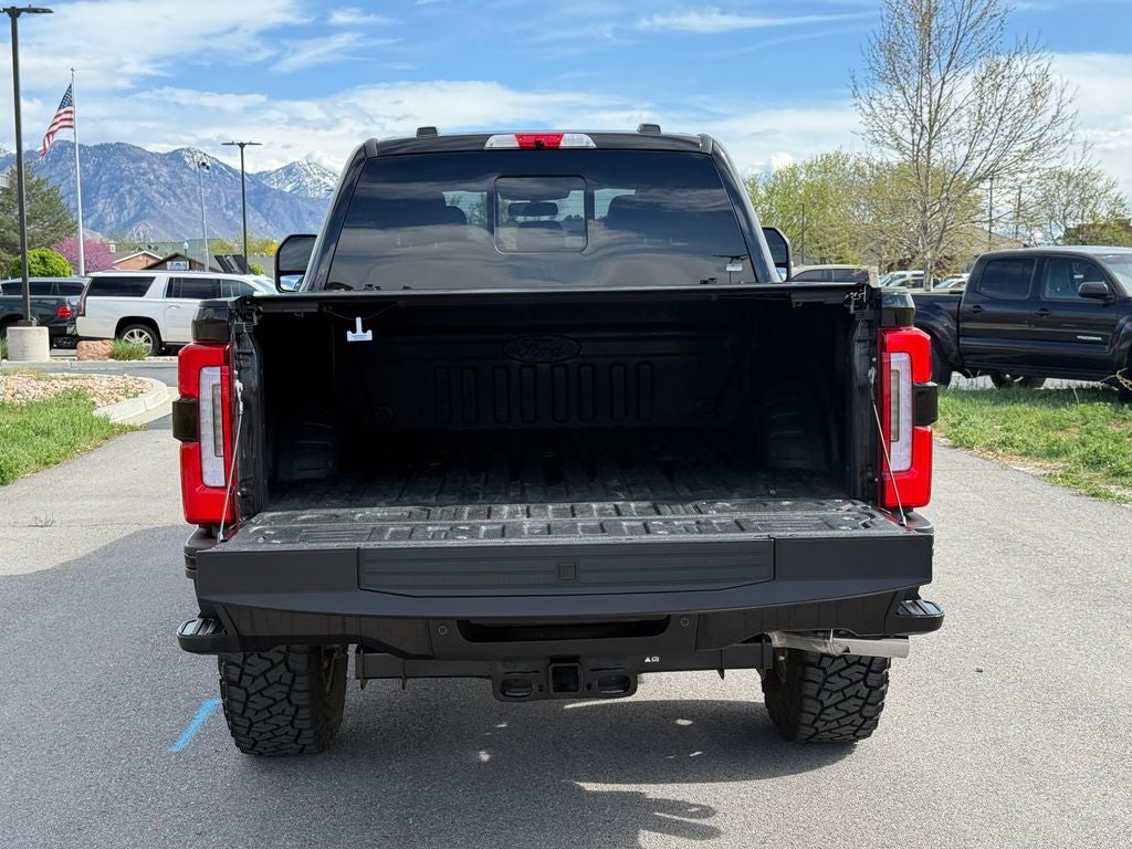 2025 Ford F-350SD Platinum