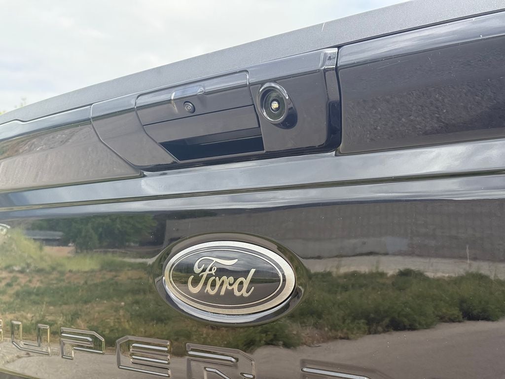 2023 Ford F-350SD Lariat