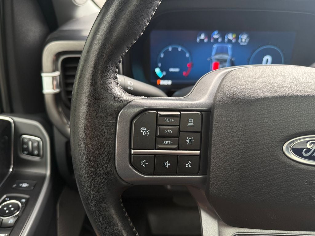 2023 Ford F-350SD Lariat