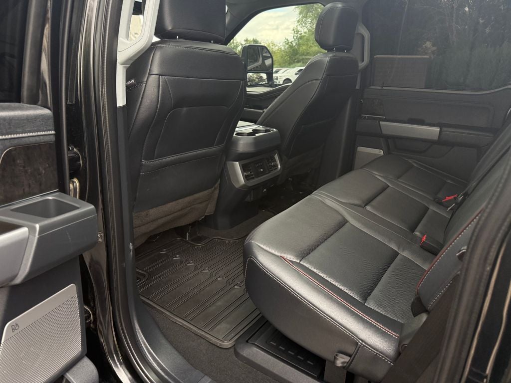 2023 Ford F-350SD Lariat