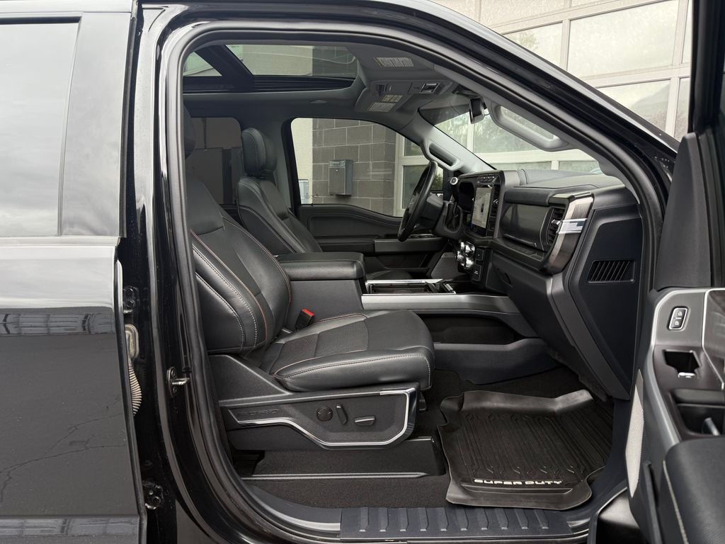 2023 Ford F-350SD Lariat