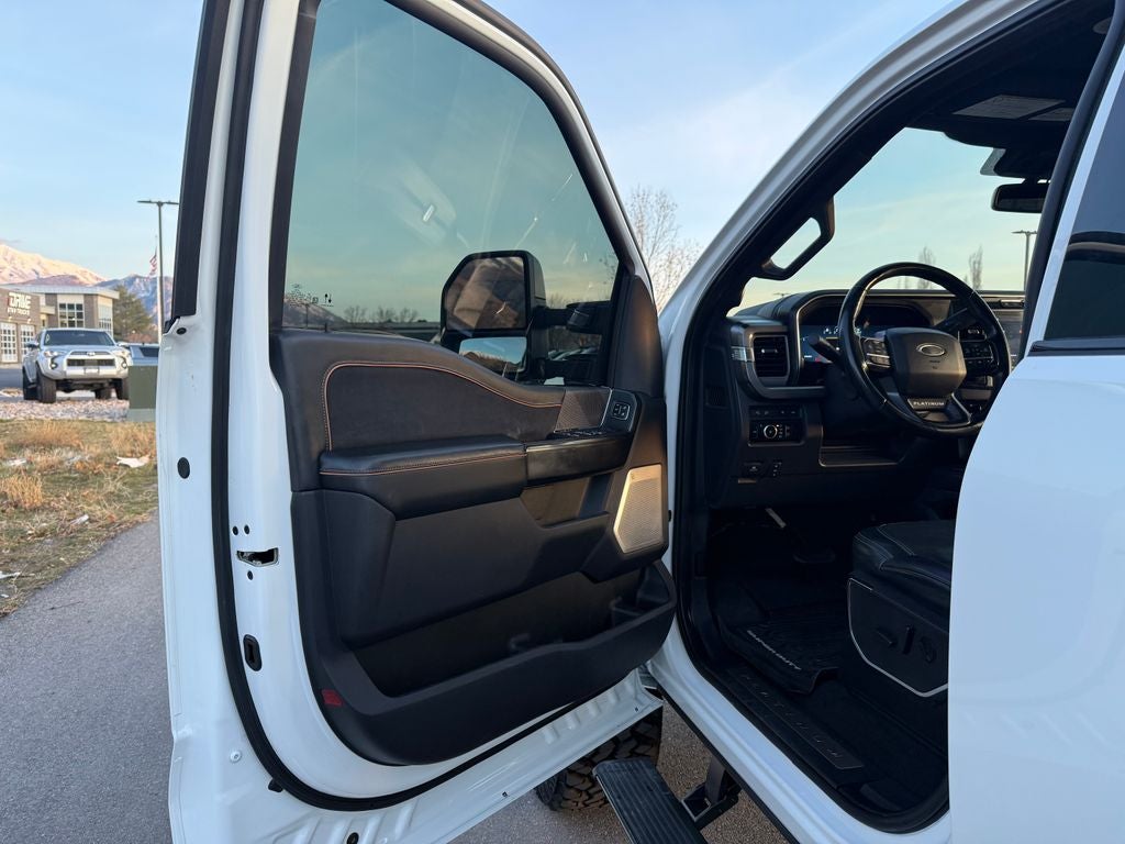 2024 Ford F-350SD Platinum