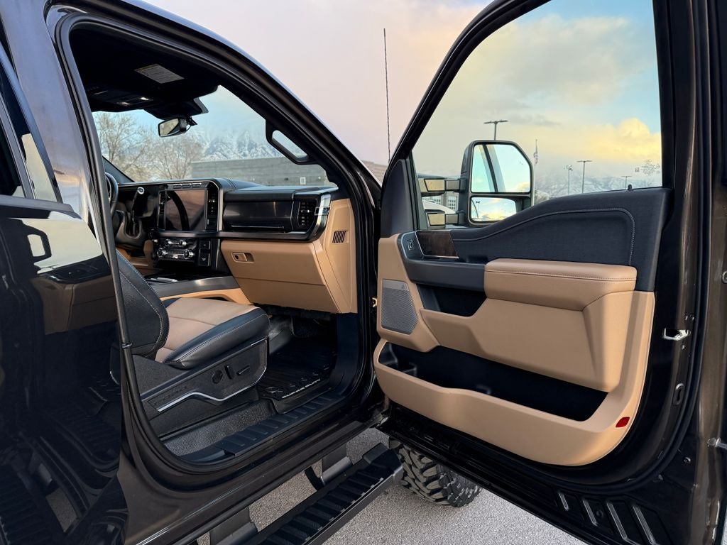 2024 Ford F-350SD Lariat