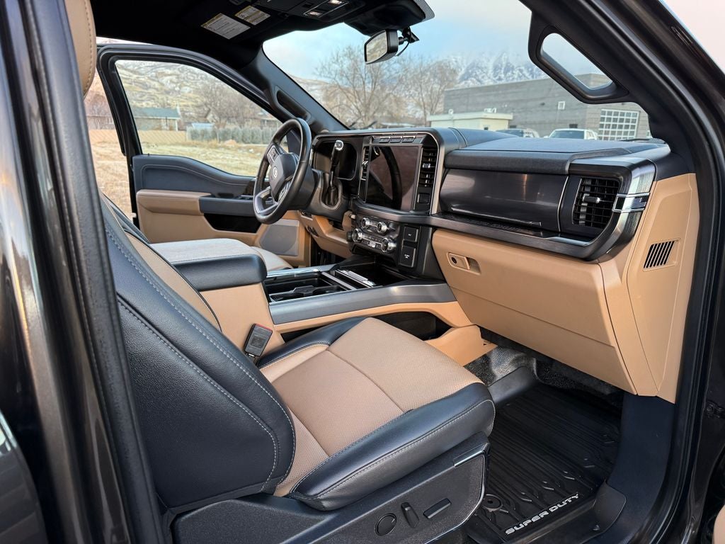 2024 Ford F-350SD Lariat