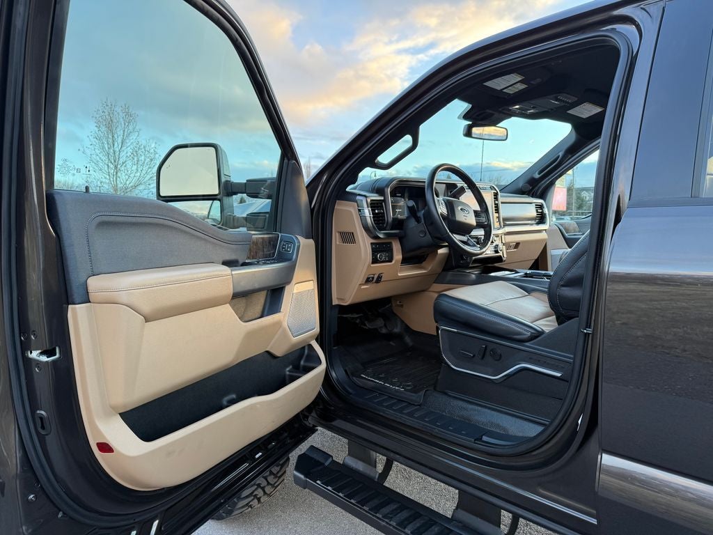2024 Ford F-350SD Lariat