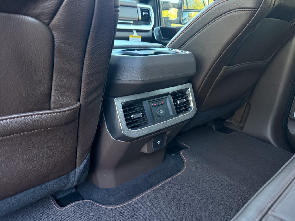 2027 Ford F-350SD King Ranch