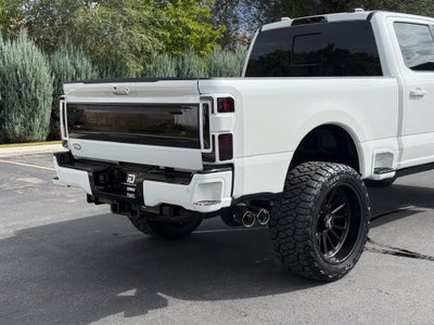 2027 Ford F-350SD Platinum