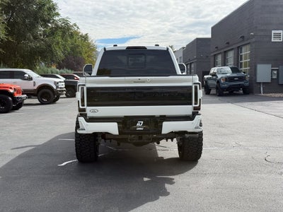 2027 Ford F-350SD Platinum