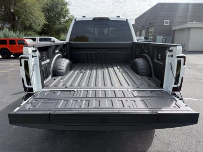 2027 Ford F-350SD Platinum