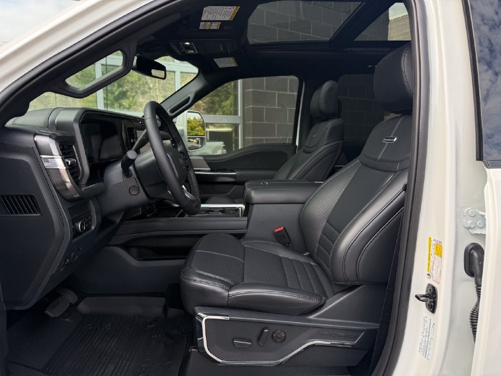 2027 Ford F-350SD Platinum