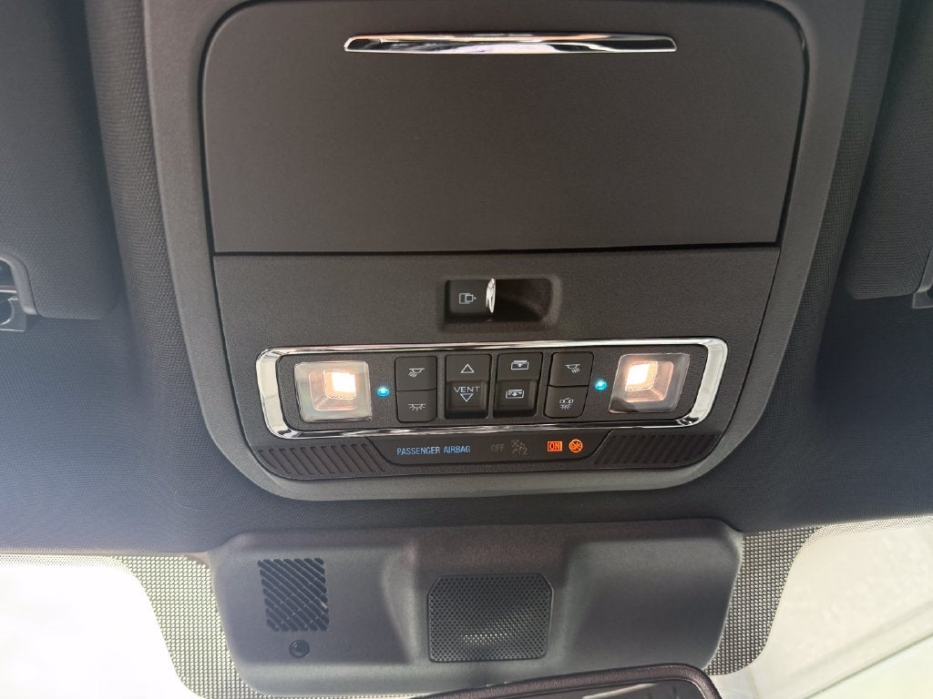 2027 Ford F-350SD Platinum