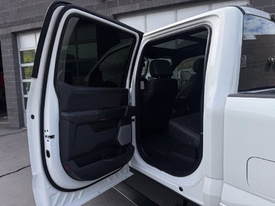 2027 Ford F-350SD Platinum