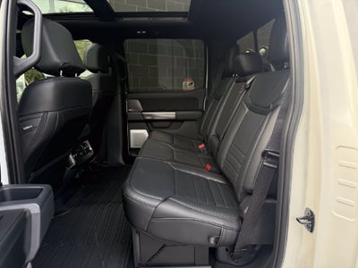 2027 Ford F-350SD Platinum