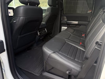 2027 Ford F-350SD Platinum