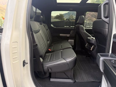 2027 Ford F-350SD Platinum