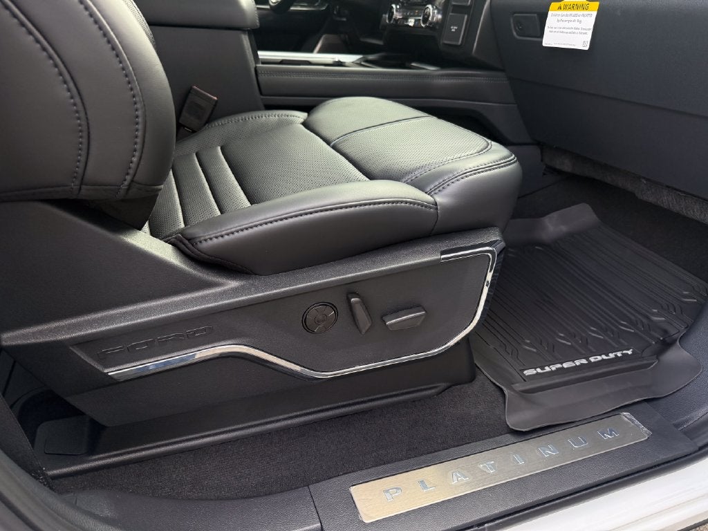 2027 Ford F-350SD Platinum