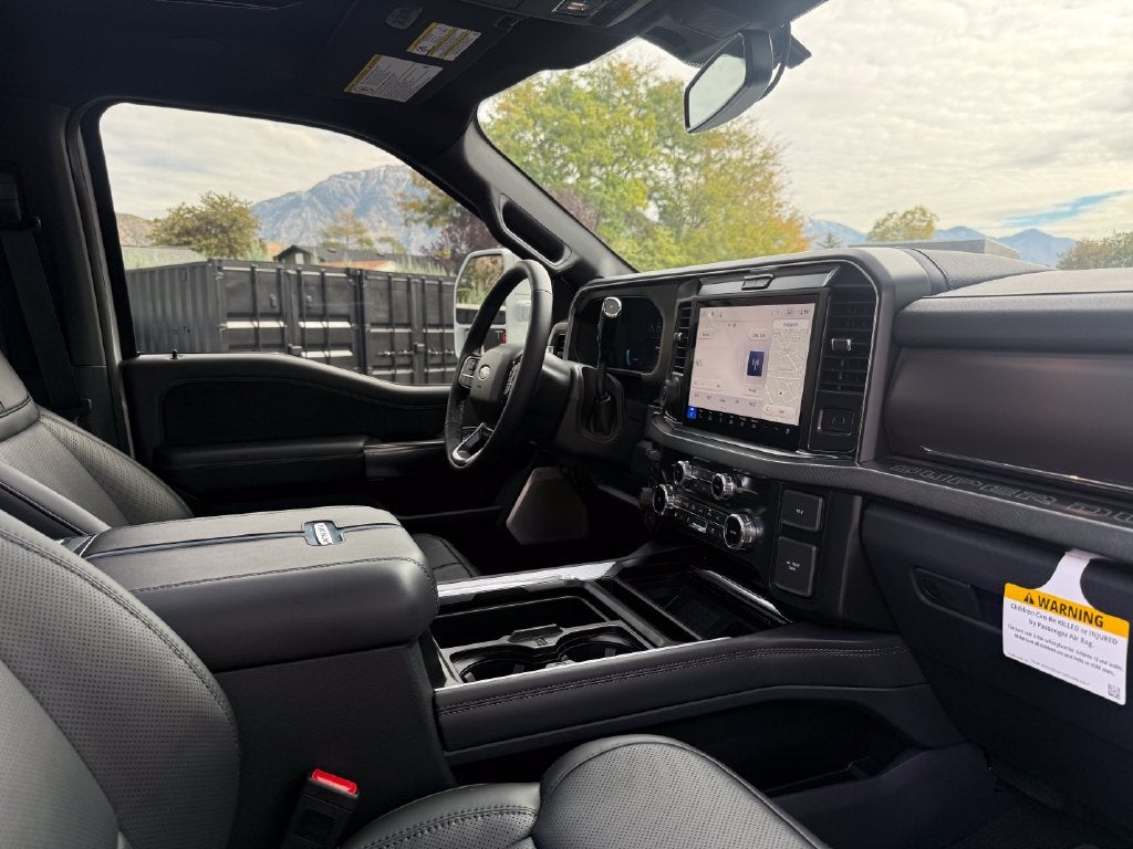 2027 Ford F-350SD Platinum