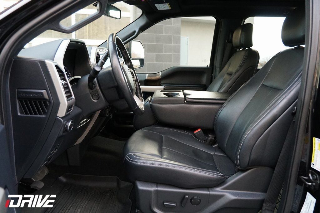 2022 Ford F-350SD Lariat