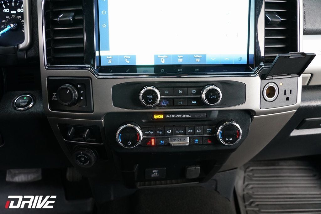 2022 Ford F-350SD Lariat