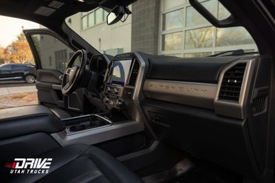 2022 Ford F-350SD Platinum