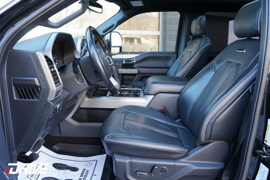 2022 Ford F-350SD Platinum