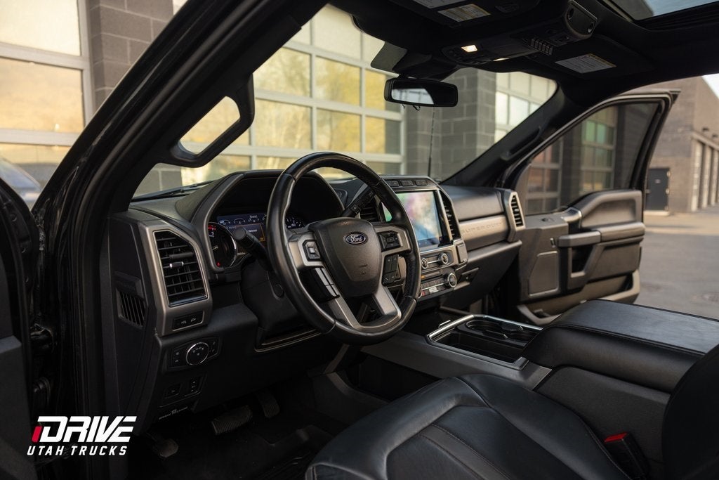 2022 Ford F-350SD Platinum