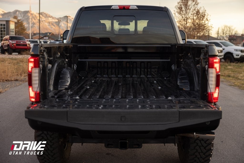 2017 Ford F-350SD Platinum