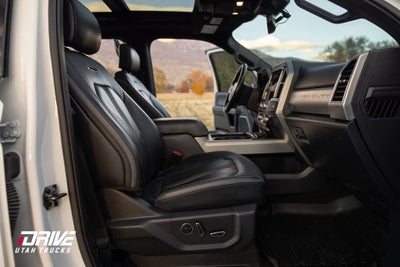 2022 Ford F-350SD Platinum