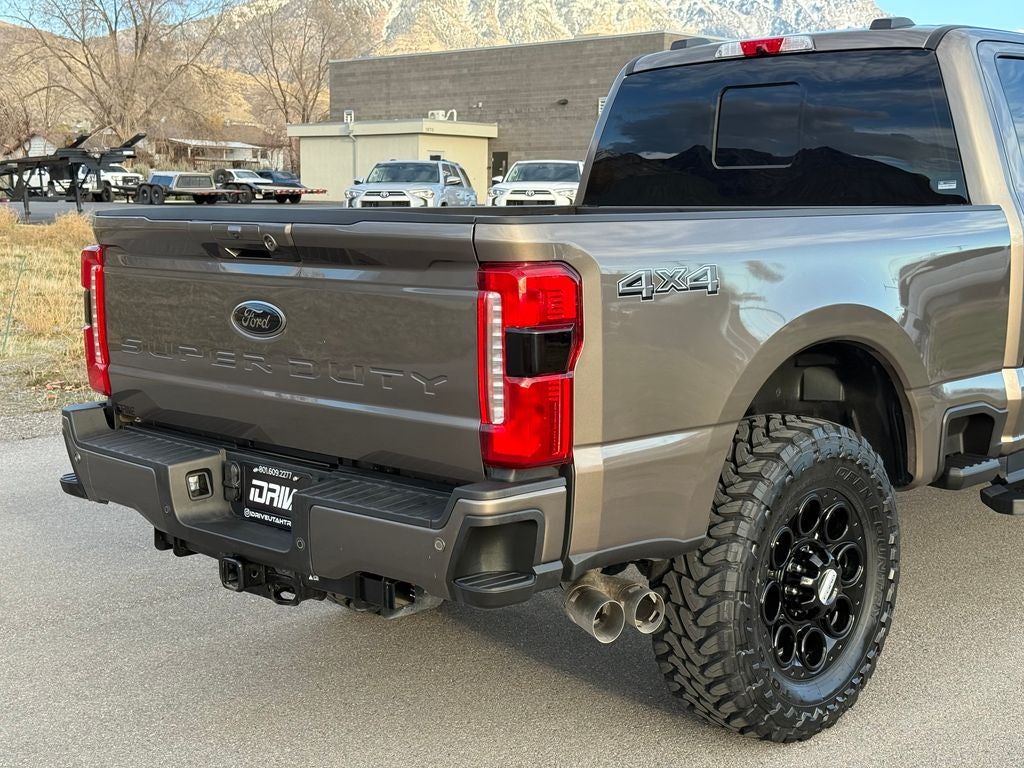 2023 Ford F-350SD Lariat