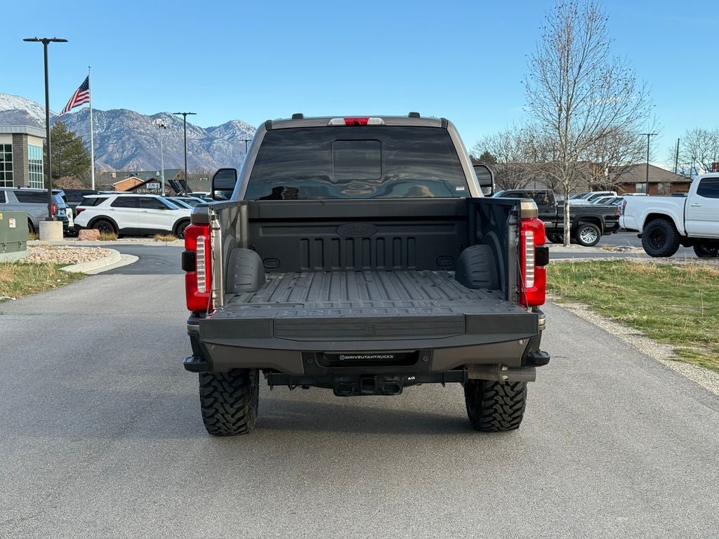 2023 Ford F-350SD Lariat