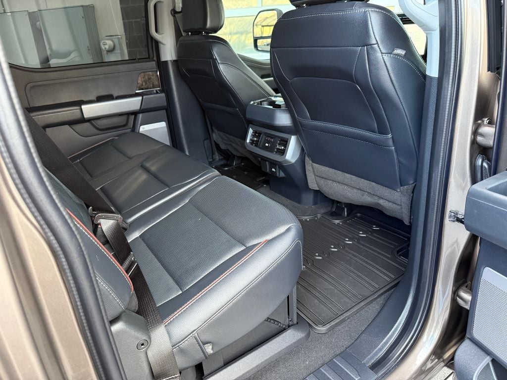 2023 Ford F-350SD Lariat