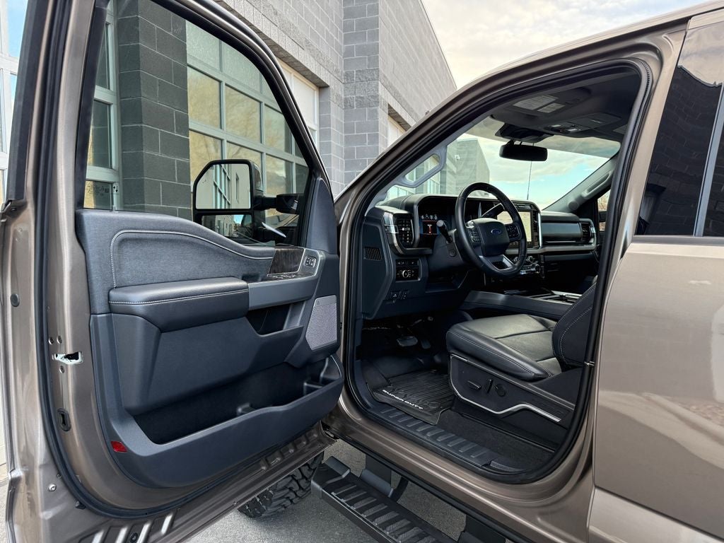 2023 Ford F-350SD Lariat