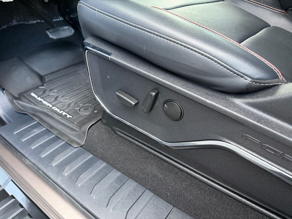 2023 Ford F-350SD Lariat