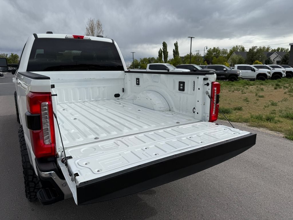 2025 Ford F-350SD Lariat