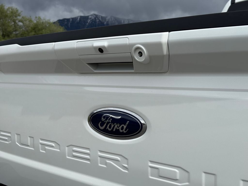 2025 Ford F-350SD Lariat