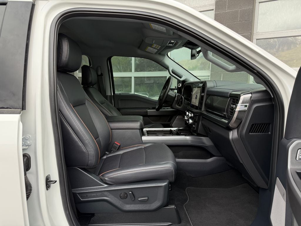 2025 Ford F-350SD Lariat