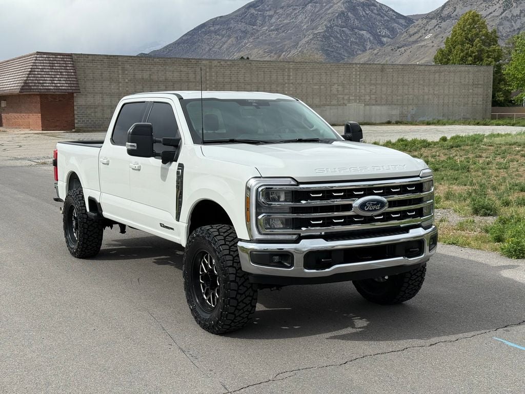 2025 Ford F-350SD Lariat