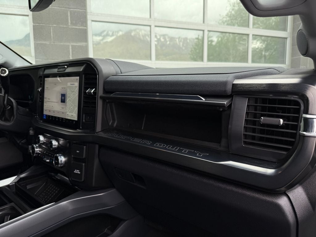 2025 Ford F-350SD Lariat